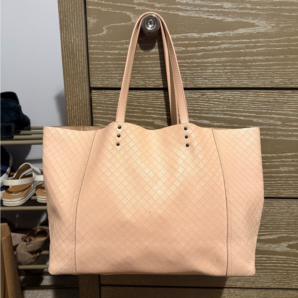 Bottega Veneta Pale Blush Intrecciato Leather Tote